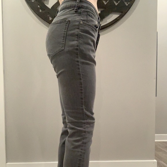 H&M high waisted skinny jeans - Picture 2 of 4